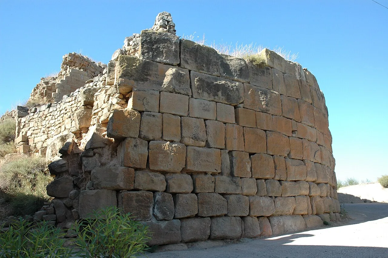 Castell de Castellnou d'Ossó





This is a photo of a monument listed in the Catalan heritage register of Béns Culturals d'Interès Nacional and the Spanish heritage register of Bienes de Interés Cultural under the reference RI-51-0006420.