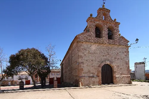 Torre del Burgo, Iglesia