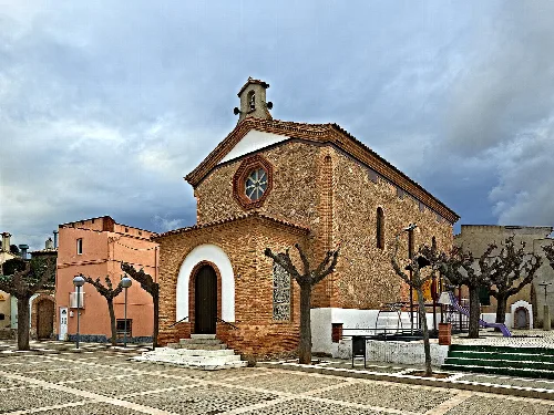 Puigdàlber church square, Alt Penedès, Catalunya.
