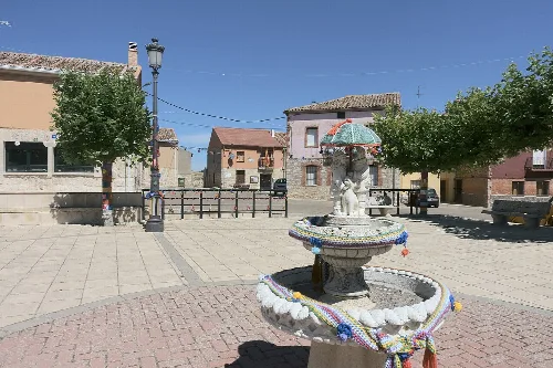 Decorated fountain in the Plaza de España, Tabanera de Cerrato.