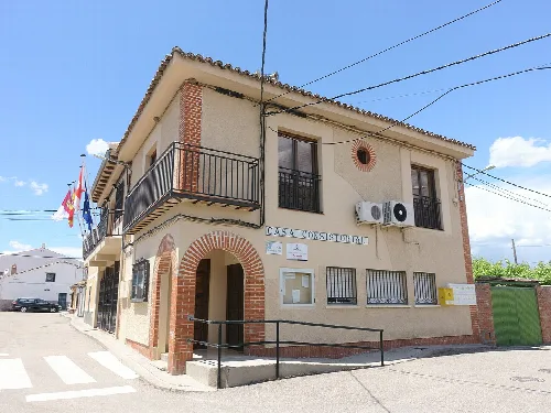 Casa consistorial de Las Ventas de San Julián (Toledo, España).