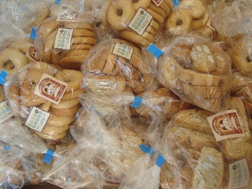 Variety of pastas in plastic bags in Alcalà de Xivert.