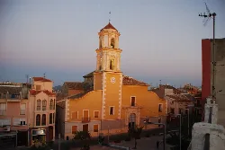 Pfarrkirche mit Turm in Bullas, Murcia.