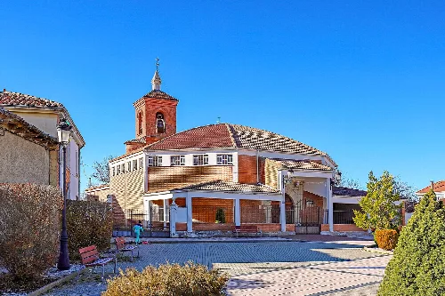 Vega de Infanzones es un municipio de la comarca de El Páramo, provincia de León.