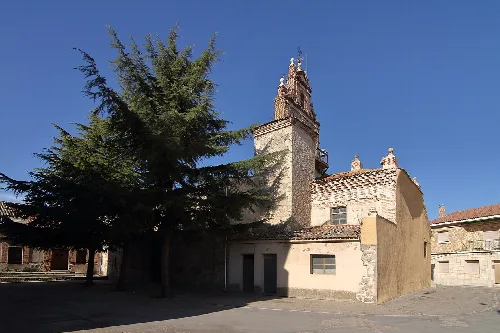 Gomezserracín, Iglesia de Santa María Magdalena