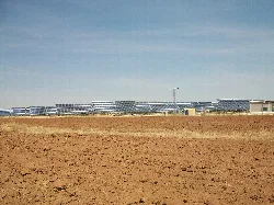 Rows of solar panels in a photovoltaic park in Pedro Muñoz.