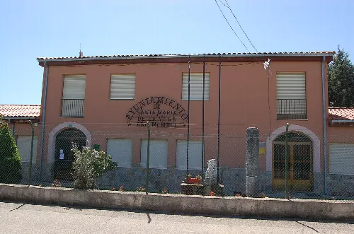 Casa consistorial de Santa María de la Vega