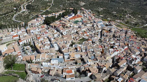 Vista general desde el castillo de Albanchez de Mágina.
