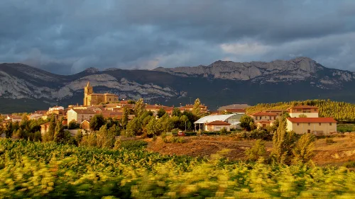 Navaridas, Rioja Region, Spain (by @taniazapata)