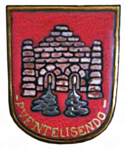 Heraldic shield of Fuentelisendo with a fountain of two arches and water spouts
