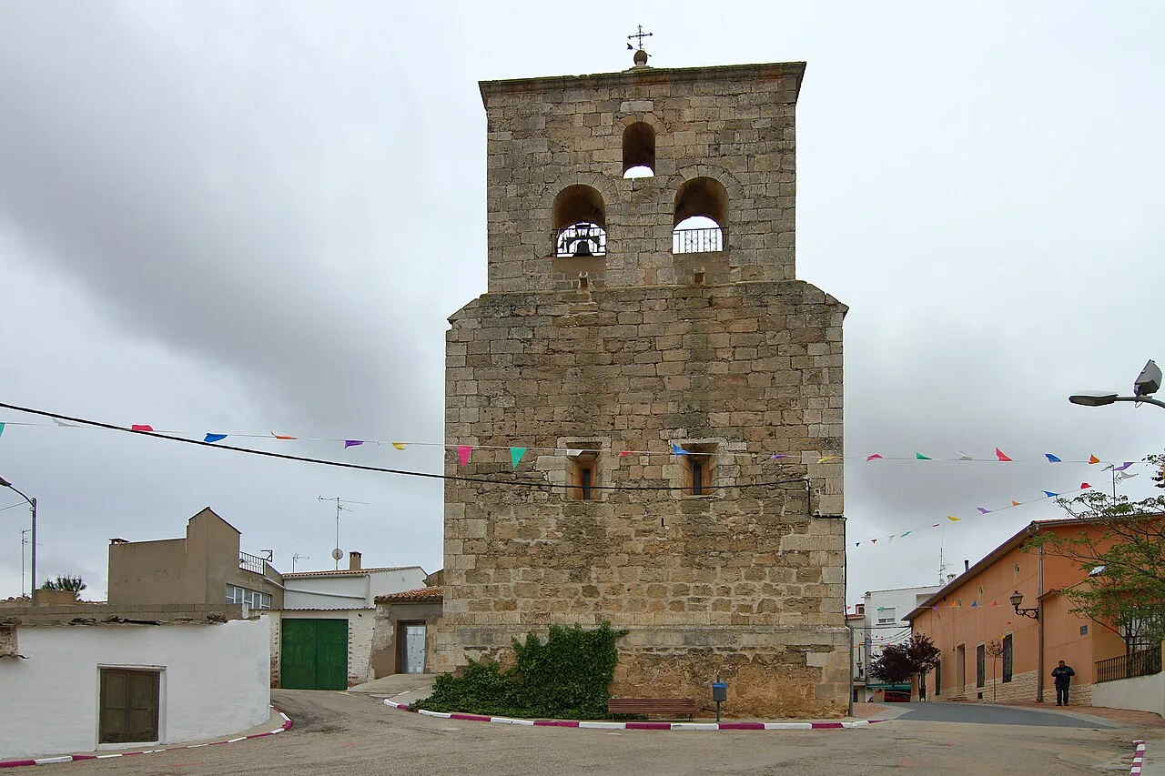 Graja de Iniesta, Iglesia parroquial, espadaña