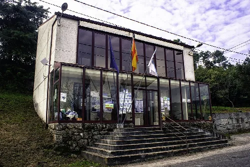 Casa do concello de Cenlle, na provincia de Ourense.