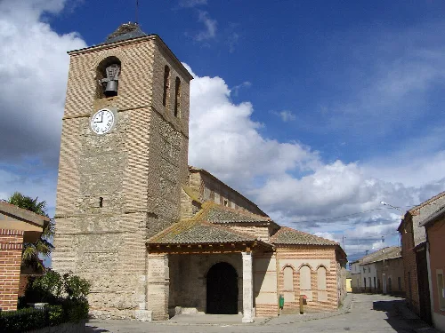 Vistas del municipio de Villeguillo, desde la plazoleta de la Iglesia parroquial.