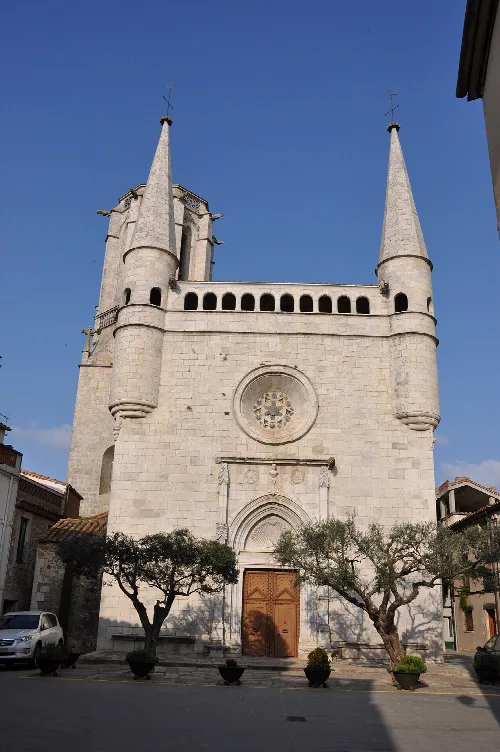 Bordils, església de sant Esteve, façana (obra iniciada el 1561)