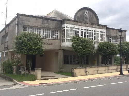 Casa do Concello de Dozón