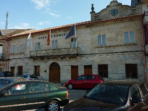 Foto del ayuntamiento de Crecente