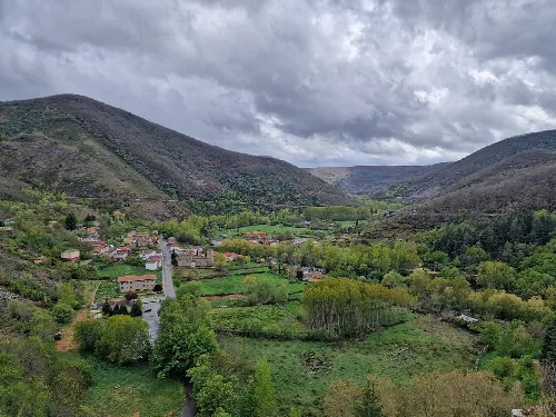 Panorámica de Los Barrios de Luna