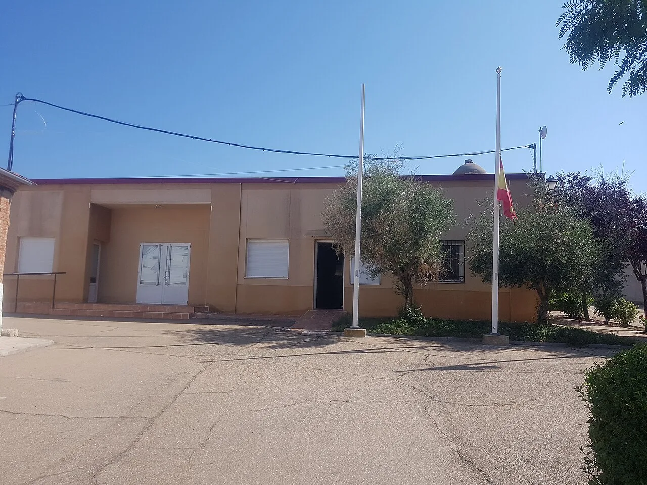 Casa consistorial de El Campillo.