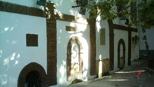 Fuente de los Caños, en Somontín, Almería, España.