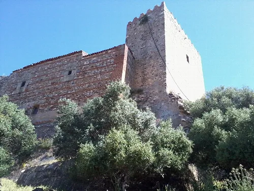 Castillo de Madroñiz