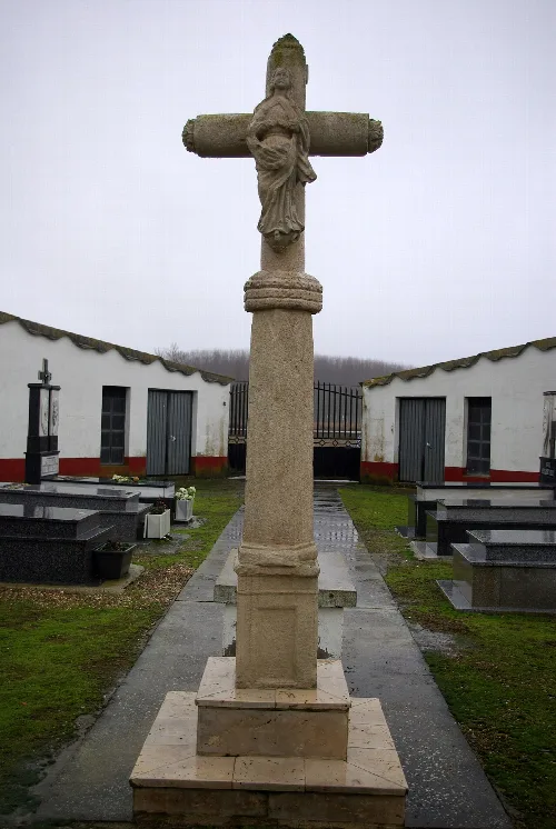 Pillory in Renedo de la Vega (Palencia, Spain). Transformed into a crossway and moved to the cemetery.