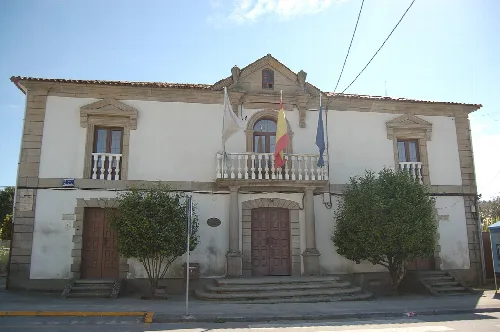 Casa consistorial de Meis
