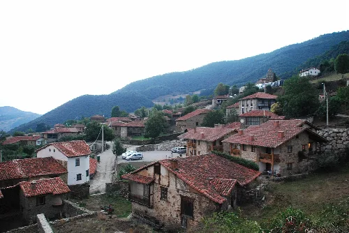 Vista de Lerones (Cantabria)