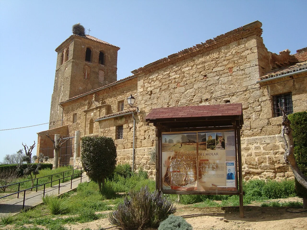 Iglesia de Santo Tomás en Quintanilla del Molar (Valladolid), barroca del siglo XVIII.