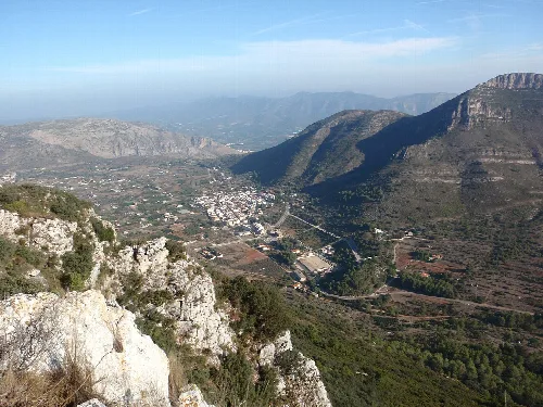 Barx des del cim de l'Aldaia, a la serra del Buixcarró