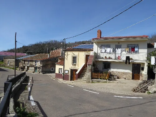 Puebla de San Medel es una población situada en la comarca de la Sierra de Béjar, en  de la provincia de Salamanca en Castilla y León