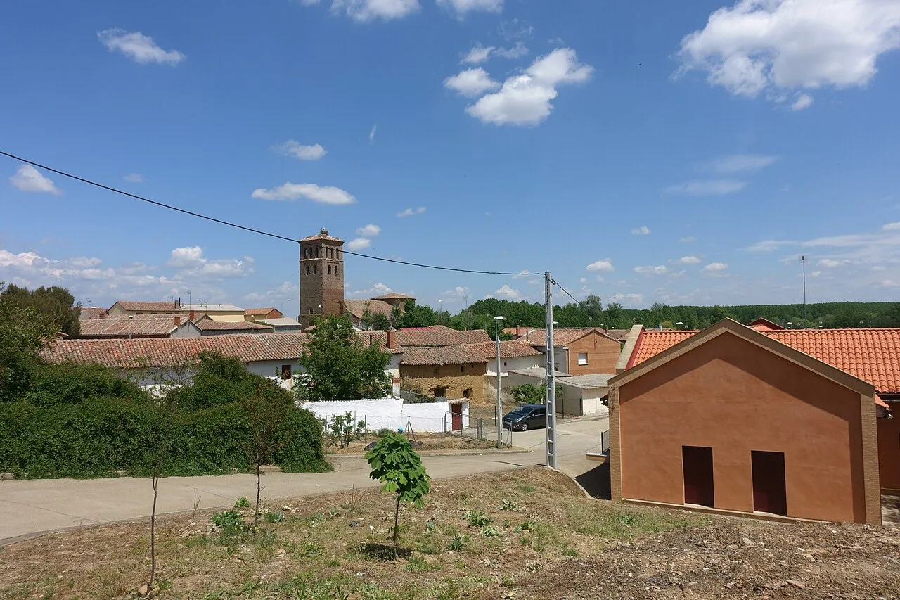 Vista general de Villamol (León, España).