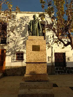 Busto en bronce del beato Diego Ventaja Milán en Ohanes, Almería.