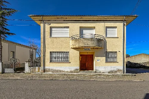 La Redonda es un municipio de la comarca de El Abandengo, provincia de Salamanca.