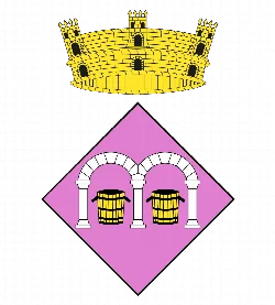 Escudo con castillo dorado y barriles en arcos en fondo rosa.