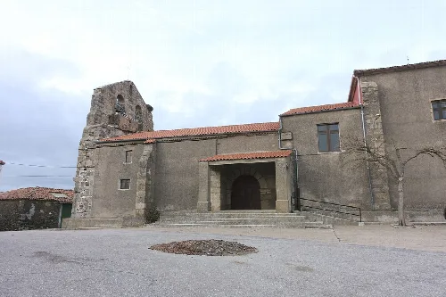 Iglesia de San Pedro Apóstol, El Sahugo (Salamanca, España).