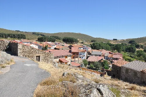 Overview of Hoyos de Miguel Muñoz, Ávila, Spain