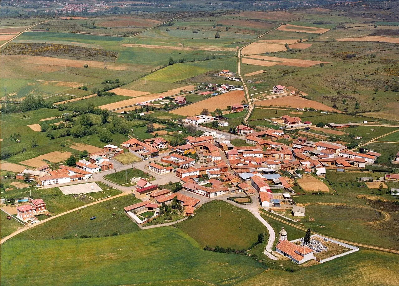 Vista aérea Villavente de la Sobarriba.