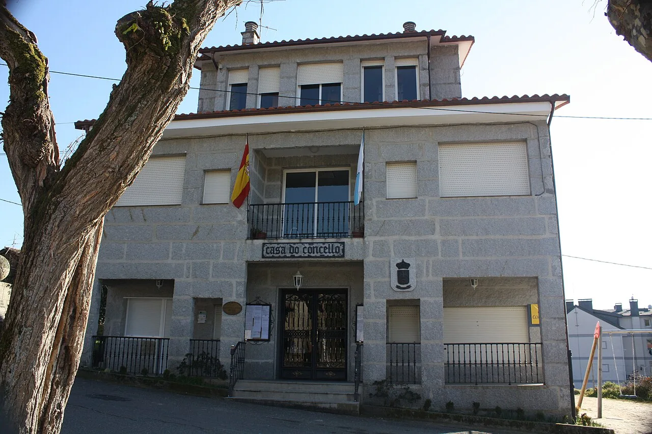 Casa do concello de Esgos (Ourense)