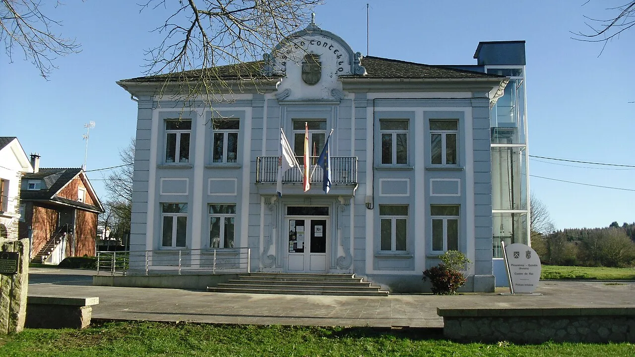 Town hall in Castro de Rei