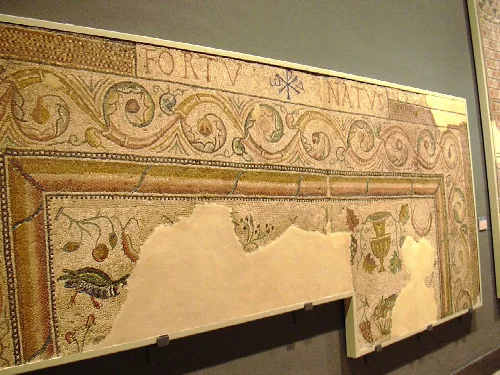 Römisches Mosaik aus dem 4. Jahrhundert in der Villa Fortunatus in Fraga.