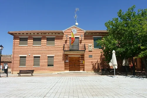 Casa consistorial de Moral de la Reina (Valladolid, España).