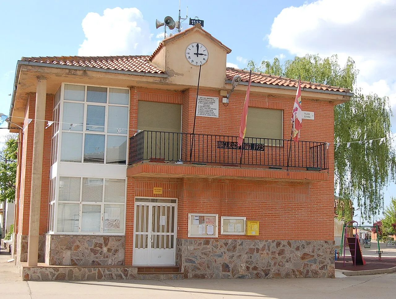Casa consistorial de Bretocino