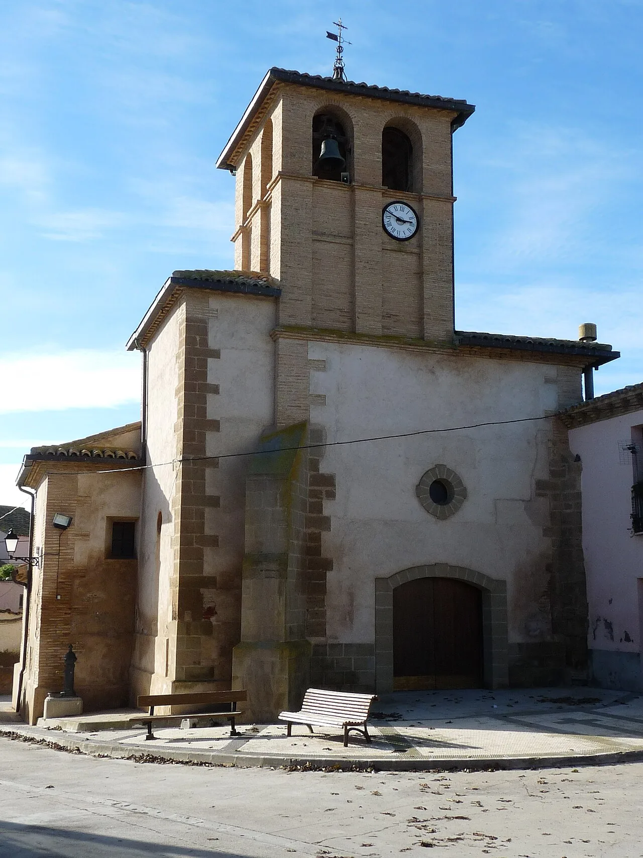Vicién - Iglesia parroquial de San Miguel (s. XVII)