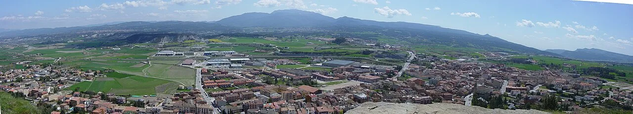 Panoramica de Tona vista des del CasTell
