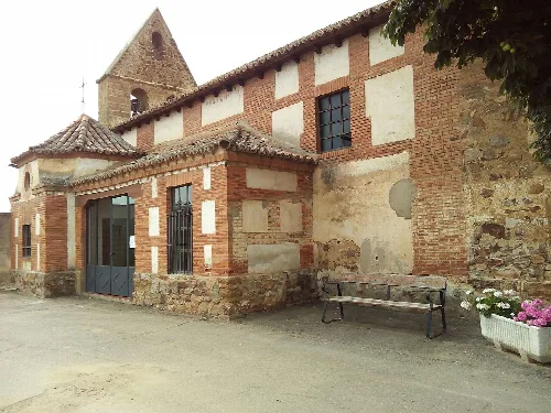 This is a photo of a monument listed in the Spanish heritage register of Bienes de Interés Cultural under the reference RI-51-0004693.