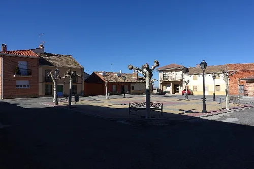 Plaza Mayor de Juarros de Riomoros (Segovia, España).