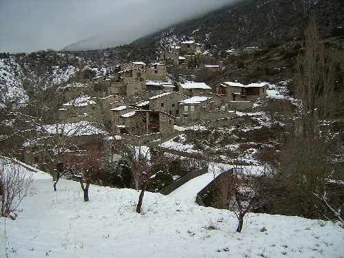 Fotografia del poble de Cabó