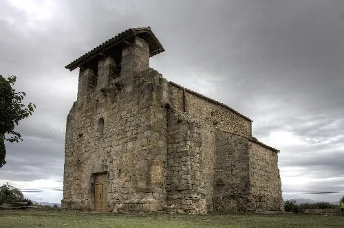 Església fortificada de Santa Maria de Vilamacolum.