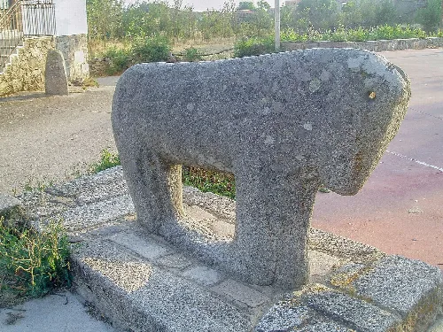 Steinverraco in Villardiegua de la Ribera.