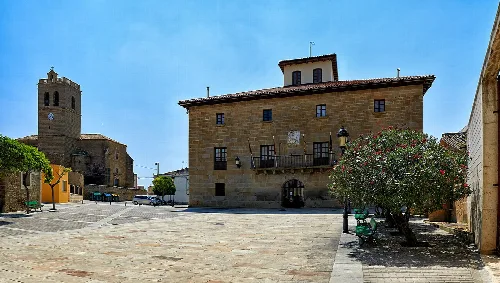Casa Grande (town hall) & St Mary church of Murillo el Fruto (Navarra, Spain)